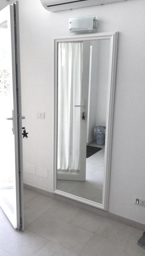 Tiberi Capri Apartment ภายนอก รูปภาพ
