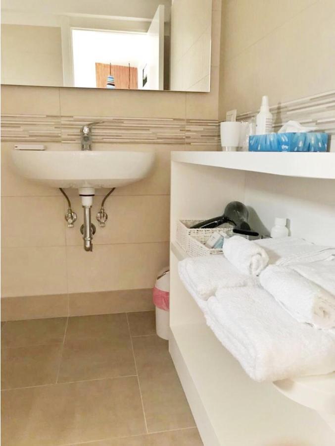 Tiberi Capri Apartment ภายนอก รูปภาพ